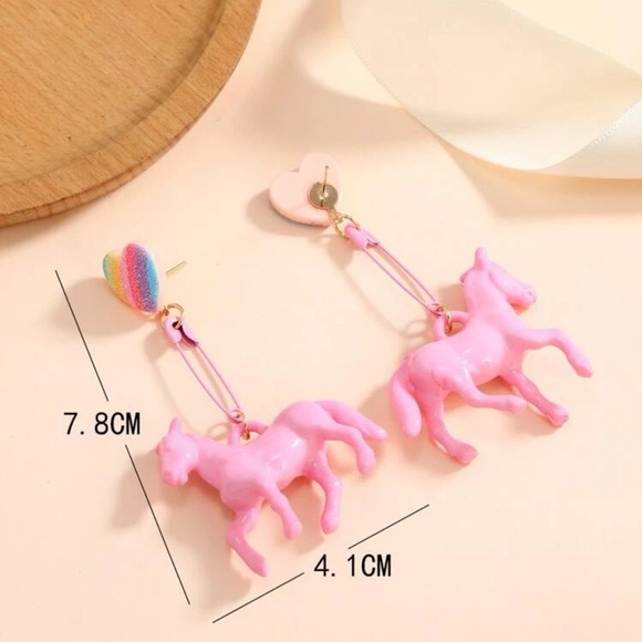 🐎 Awesome Pastel Pink Horse Pony Colorful Heart Tassel Safety Pin Stud Earrings - Picture 5 of 5